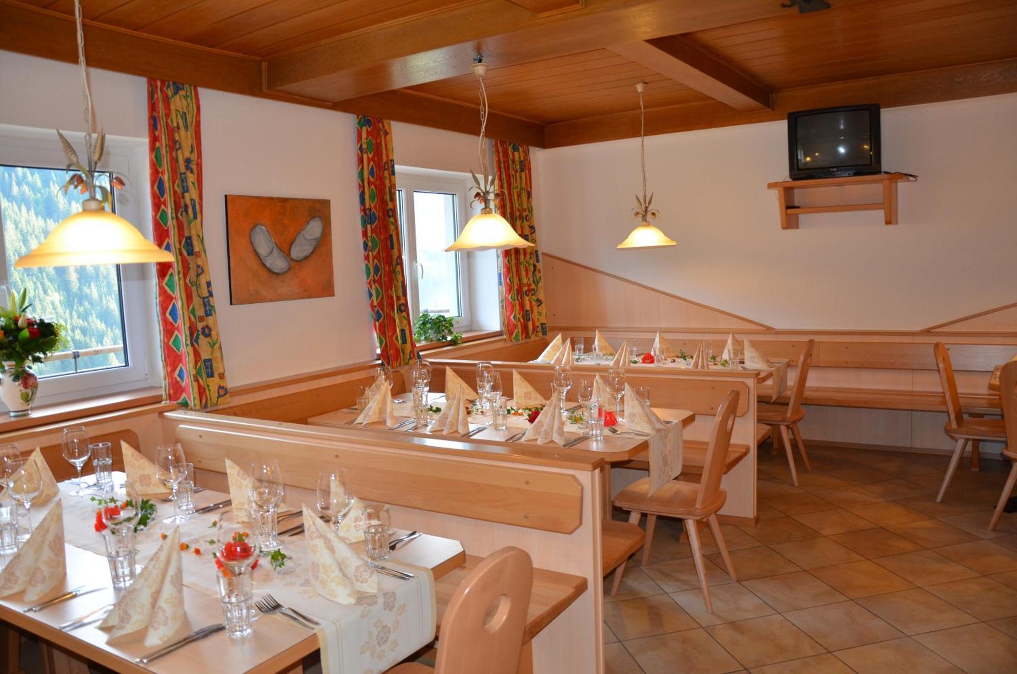 Ski In-Ski Out - Gaestehaeuser Saalbach-Hinterglemm - Wallegghof Christianhof المظهر الخارجي الصورة